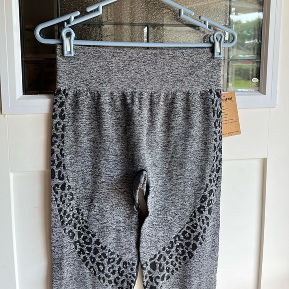 PINK gray marled animal print seamless sport leggings - Picture 2 of 6